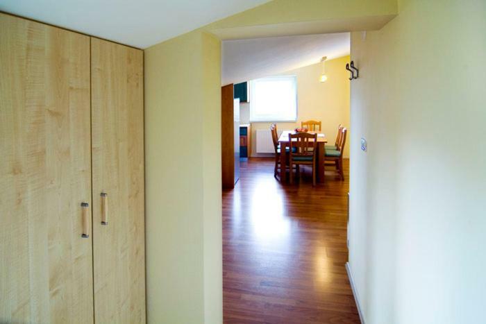Hisa Posebne Sorte Kodreti Exterior foto